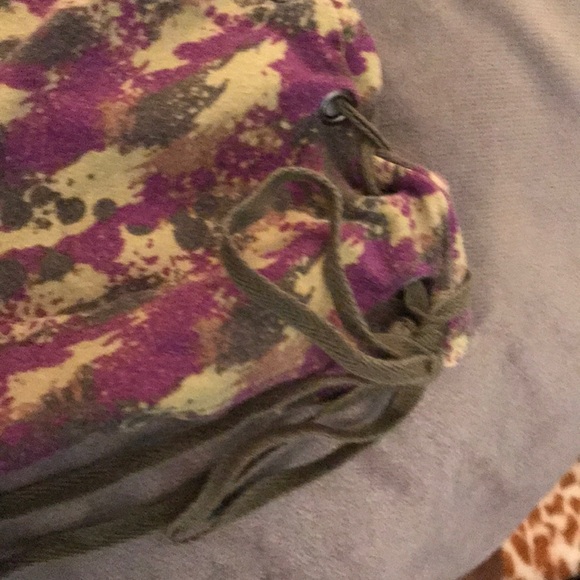 One Shoulder XXI TWIST Cameo Tie Up Tank Top - Picture 5 of 6